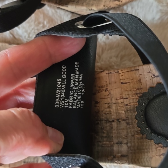 White Mountain cork wedge sandals - Picture 4 of 6